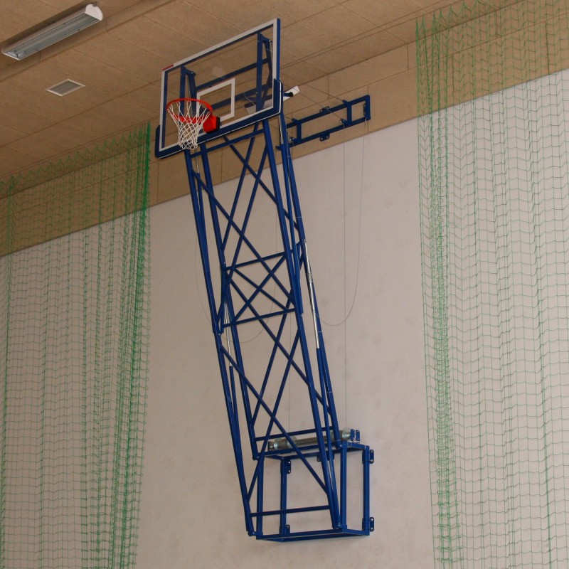 Konstrukcja do koszykówki podnoszona pionowo z napędem elektrycznym