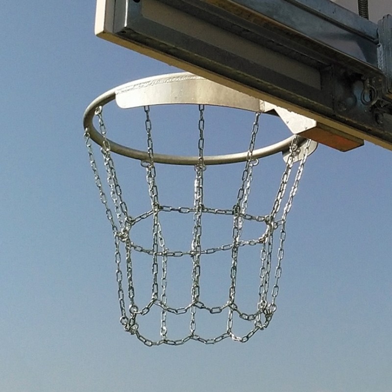 Siatka łańcuchowa cynkowana galwanicznie do obręczy cynkowanych, 12 punktów mocowania Siatka łańcuchowa cynkowana galwanicznie do obręczy cynkowanych, 12 punktów mocowania