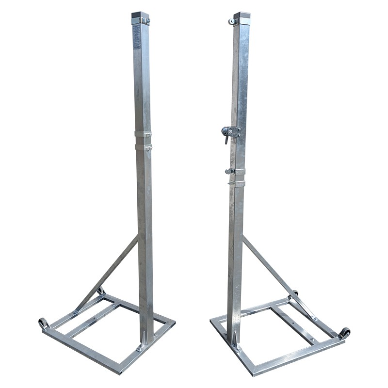 Słupki do siatkówki stalowe wielofunkcyjne na podstawie ramowej przykręcanej do podłoża, profil 80x80 mm