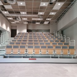 Trybuny teleskopowe z...