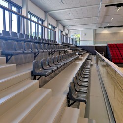 Siedziska tworzywowe...