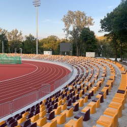 Siedziska tworzywowe...