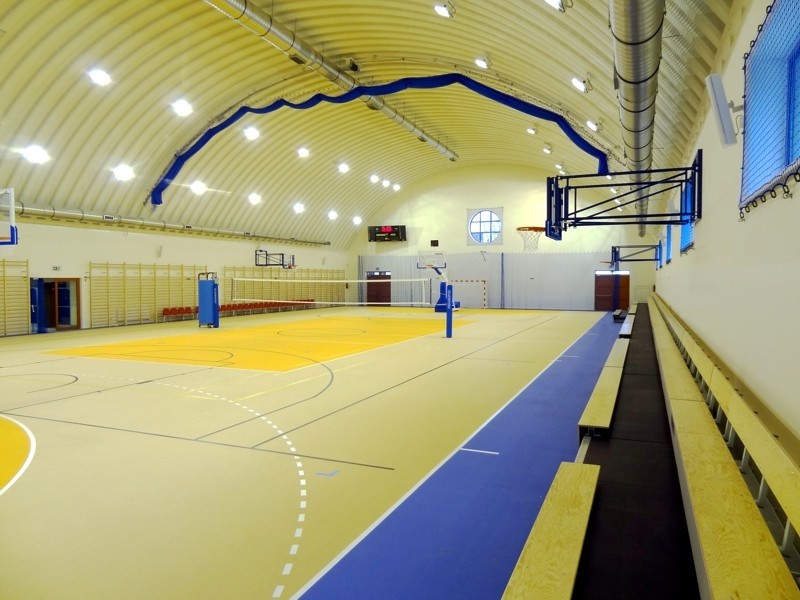 Hala Sportowa w Nowym...