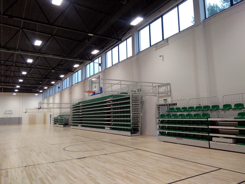 Hala sportowa do koszykówki...