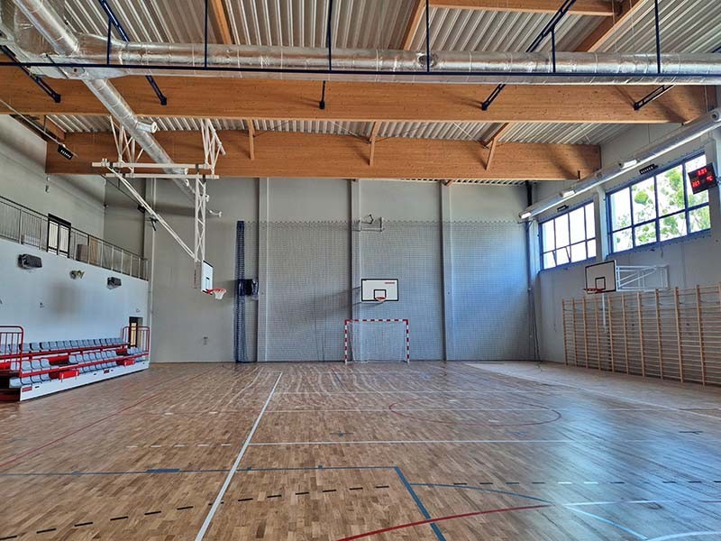 Wyposażenie hali sportowej...
