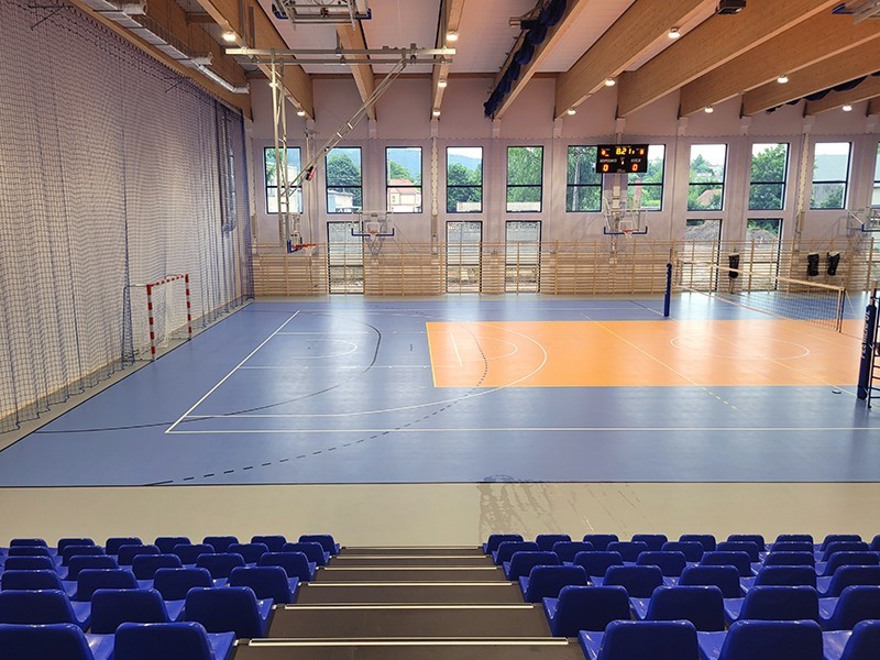 Wyposażenie hali sportowej...