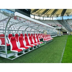 Kabiny dwurzędowe dla zawodników rezerwowych VIP, 26-miejscowe