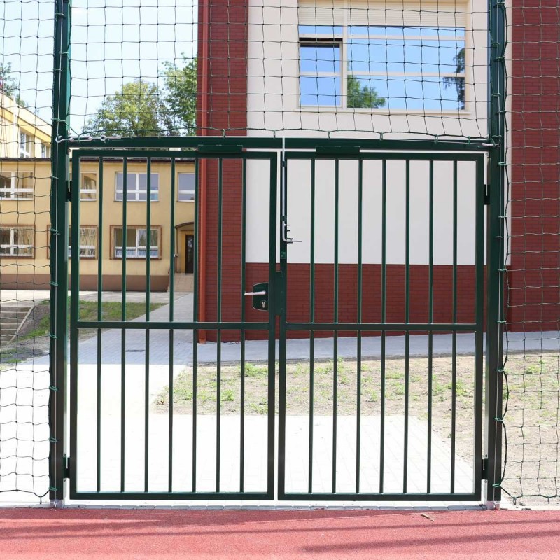 Brama stalowa do piłkochwytów na boiska zewnętrzne