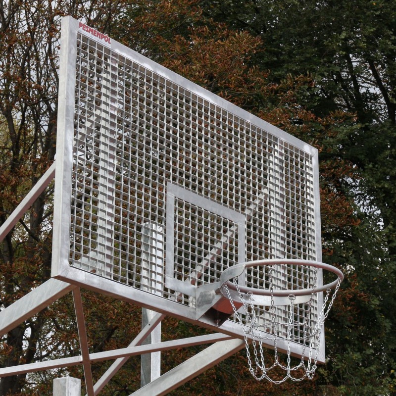 Tablica do koszykówki stalowa kratownicowa 105x180 cm
